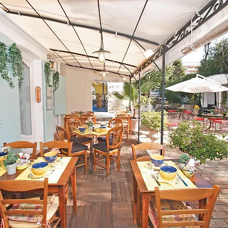 Отель Le Pre Catelan