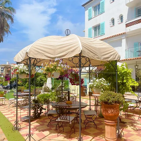 Le Pre Catelan Отель