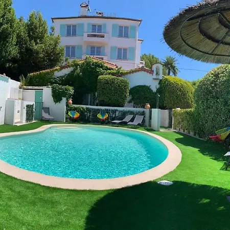 Le Pre Catelan 3* ז'ואן-לה-פינס