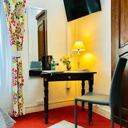 Le Pre Catelan ז'ואן-לה-פינס