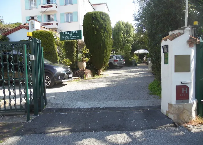 Le Pre Catelan 3* 胡安莱潘