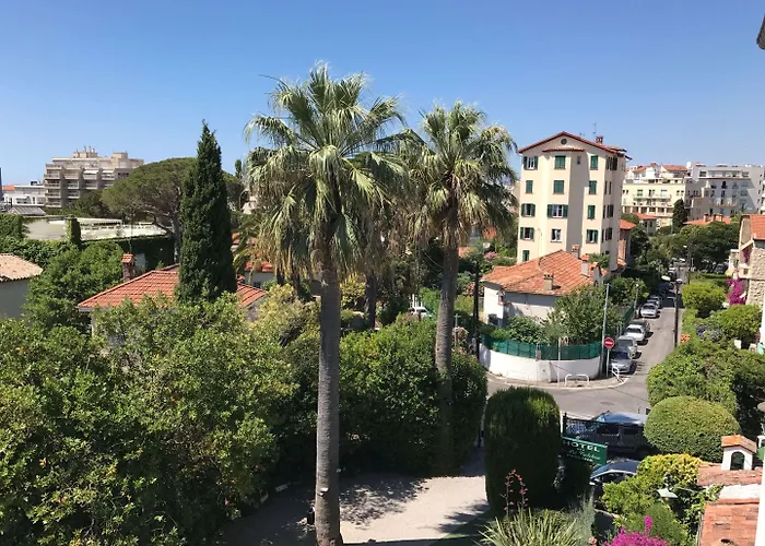 Le Pre Catelan 胡安莱潘